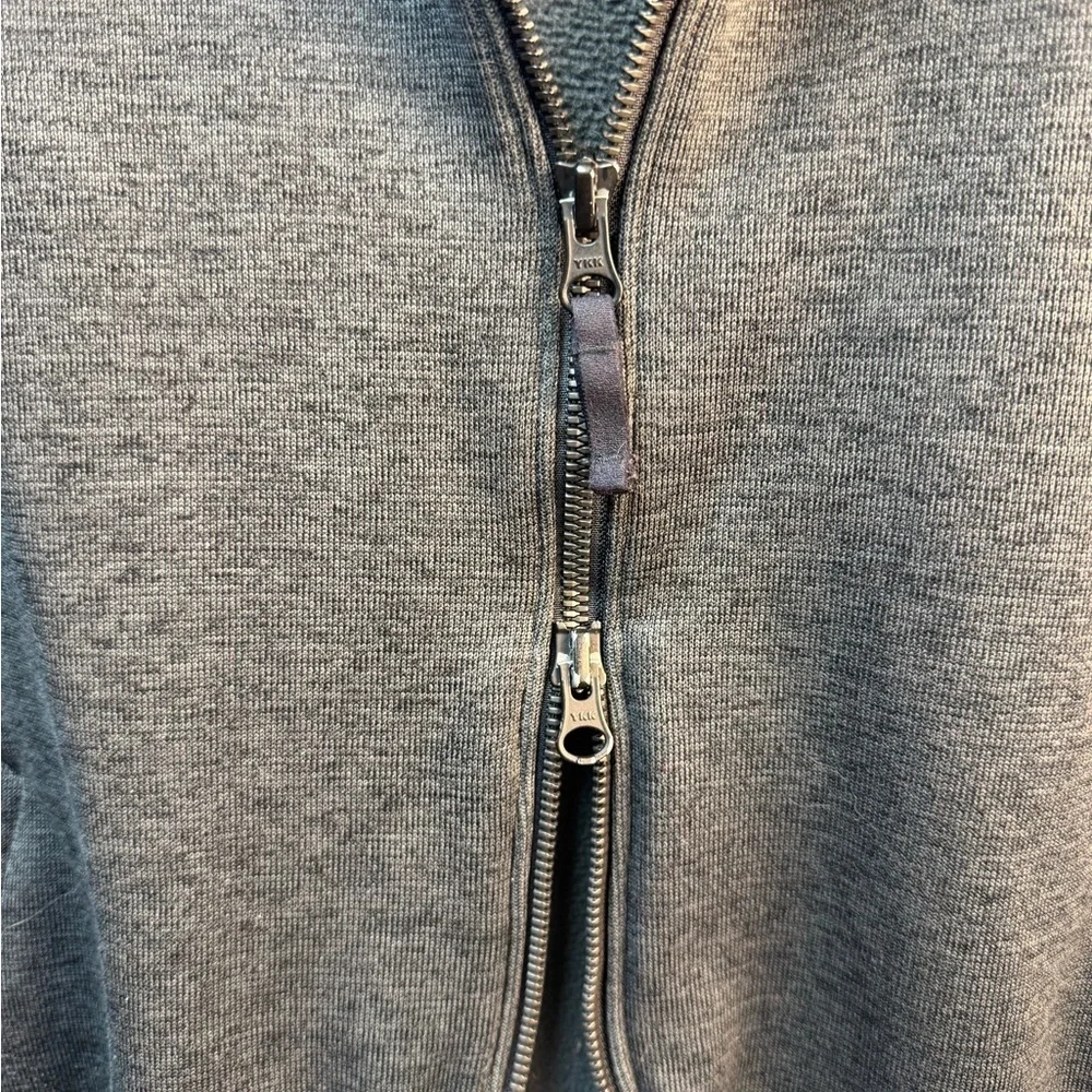 Under Armour Charcoal Zip-Up Men's Sweater size medium